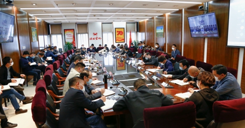 集團(tuán)召開工作調(diào)度會(圖1) 集團(tuán)召開工作調(diào)度會(圖1)