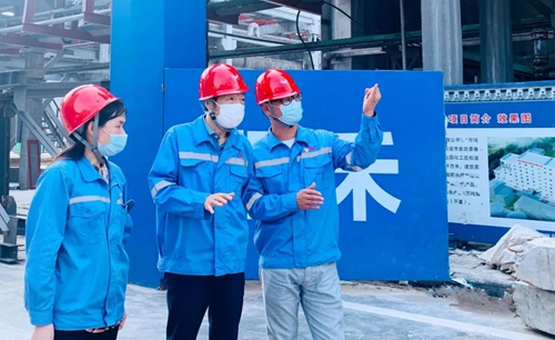 吳正新到TMP、TPO項目及松滋肥業(yè)新項目現(xiàn)場檢查指導工作(圖2)