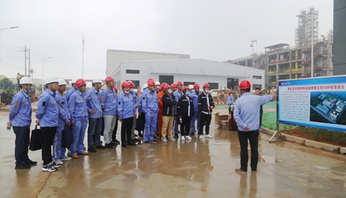 集團(tuán)組織優(yōu)秀班組長開展“三個一”活動(圖2) 集團(tuán)組織優(yōu)秀班組長開展“三個一”活動(圖2)