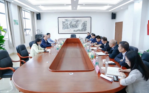 湖北省應(yīng)急管理廳黨委副書記、副廳長楊愛東到宜化實訓(xùn)基地現(xiàn)場調(diào)研(圖3)