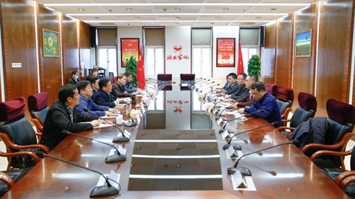 上海雅仕董事長孫望平一行到訪宜化集團(圖1) 上海雅仕董事長孫望平一行到訪宜化集團(圖1)