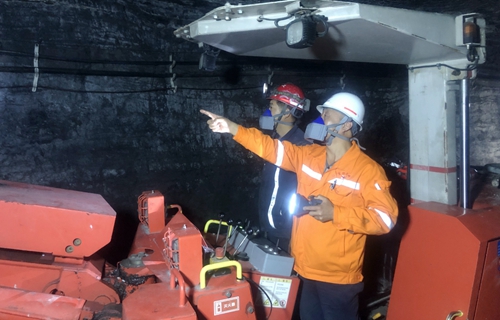 礦業(yè)公司：思維碰撞、經(jīng)驗(yàn)共享，講出班組安全管理標(biāo)準(zhǔn)化建設(shè)好辦法(圖2)