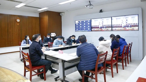 集團(tuán)召開疫情防控工作(視頻)會(huì)議(圖1) 集團(tuán)召開疫情防控工作(視頻)會(huì)議(圖1)