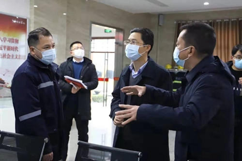 宜都市委副書記、市長李澤剛到楚星公司慰問市拔尖人才(圖1)