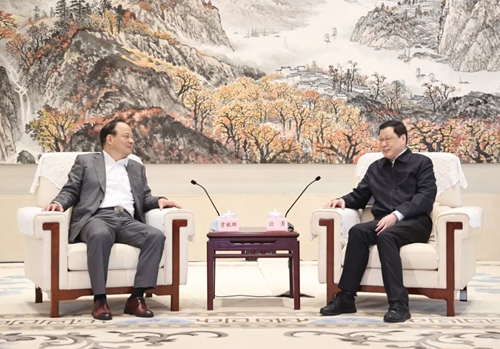 寧德時代在鄂投資布局新能源汽車動力電池產(chǎn)業(yè)！應(yīng)勇王忠林與曾毓群座談(圖1)