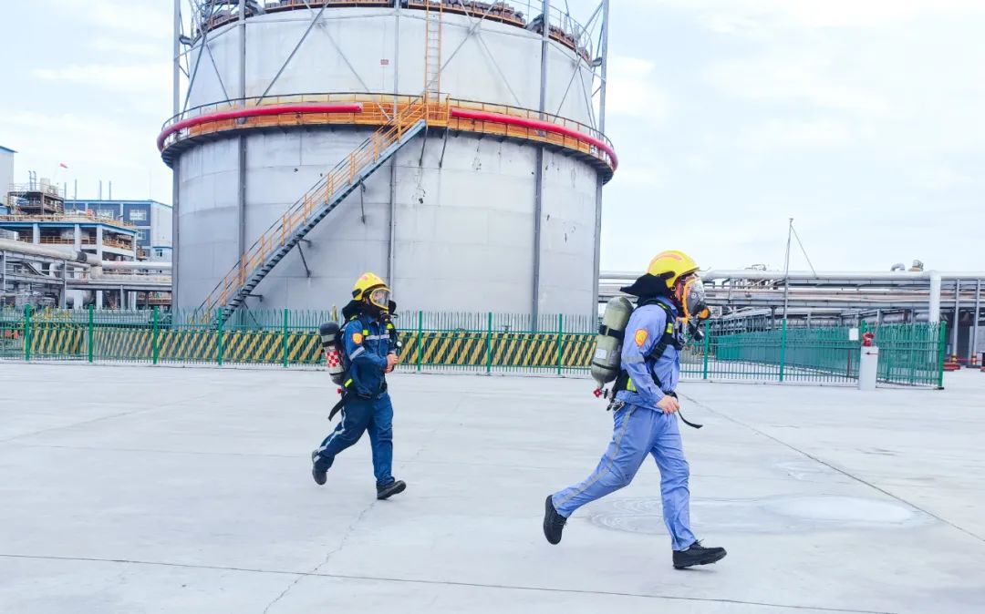 【安全生產(chǎn)月】以練為戰(zhàn)！新疆宜化開(kāi)展?；沸孤┦鹿蕬?yīng)急演練