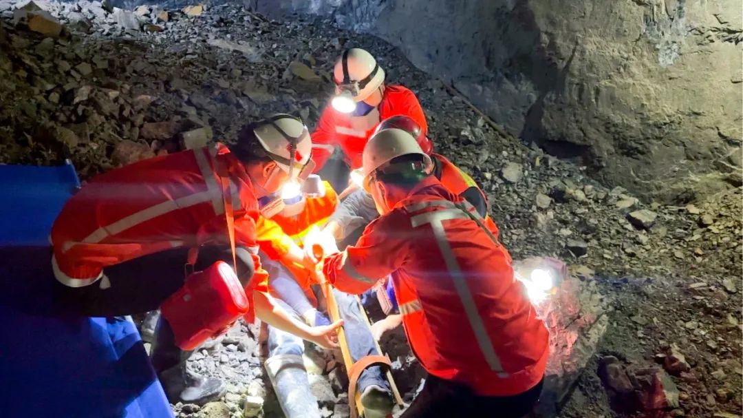 【安全生產(chǎn)月】以練促防！礦業(yè)公司開(kāi)展系列場(chǎng)景應(yīng)急演練