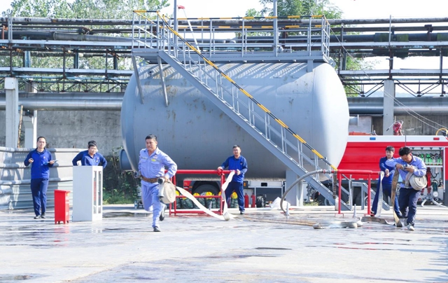 以賽促練礪精兵！股份公司開展應(yīng)急技能比武(圖1)