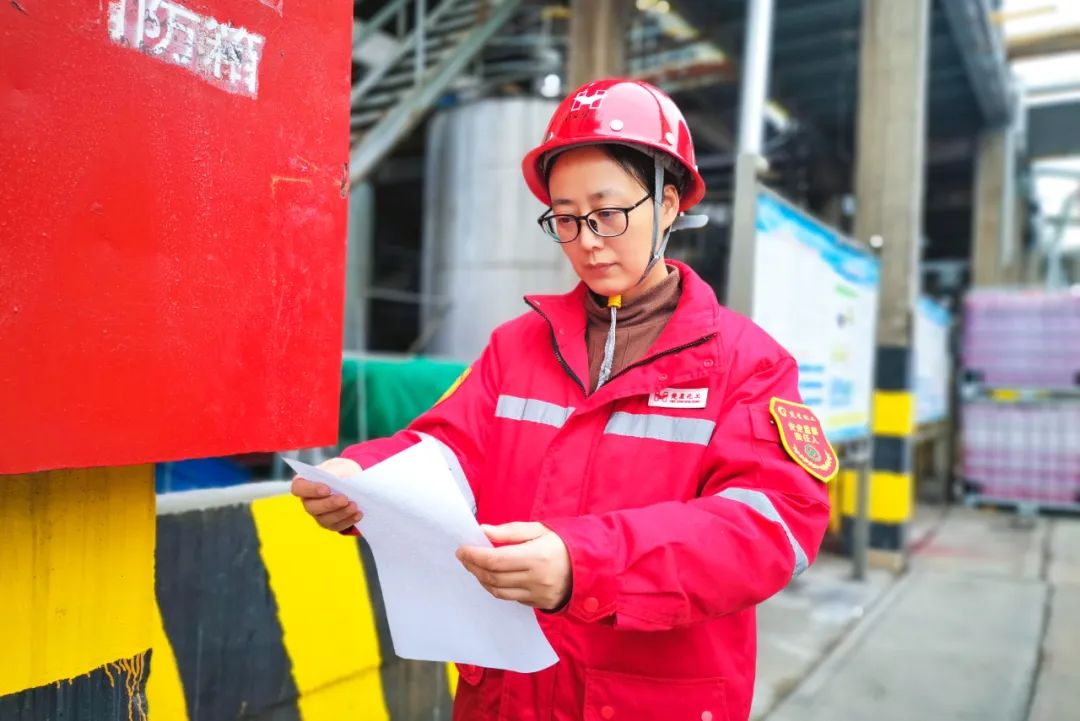 【三八特輯】楚星公司王芳：柔肩擔(dān)重任，為公司安全生產(chǎn)穩(wěn)定貢獻(xiàn)巾幗力量(圖3)