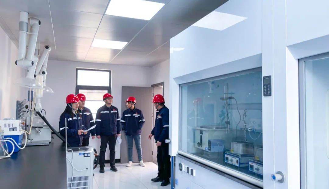 【三八特輯】科技研發(fā)公司梁慎平：篤行不怠勤耕耘，立足崗位勇?lián)?dāng)(圖6)