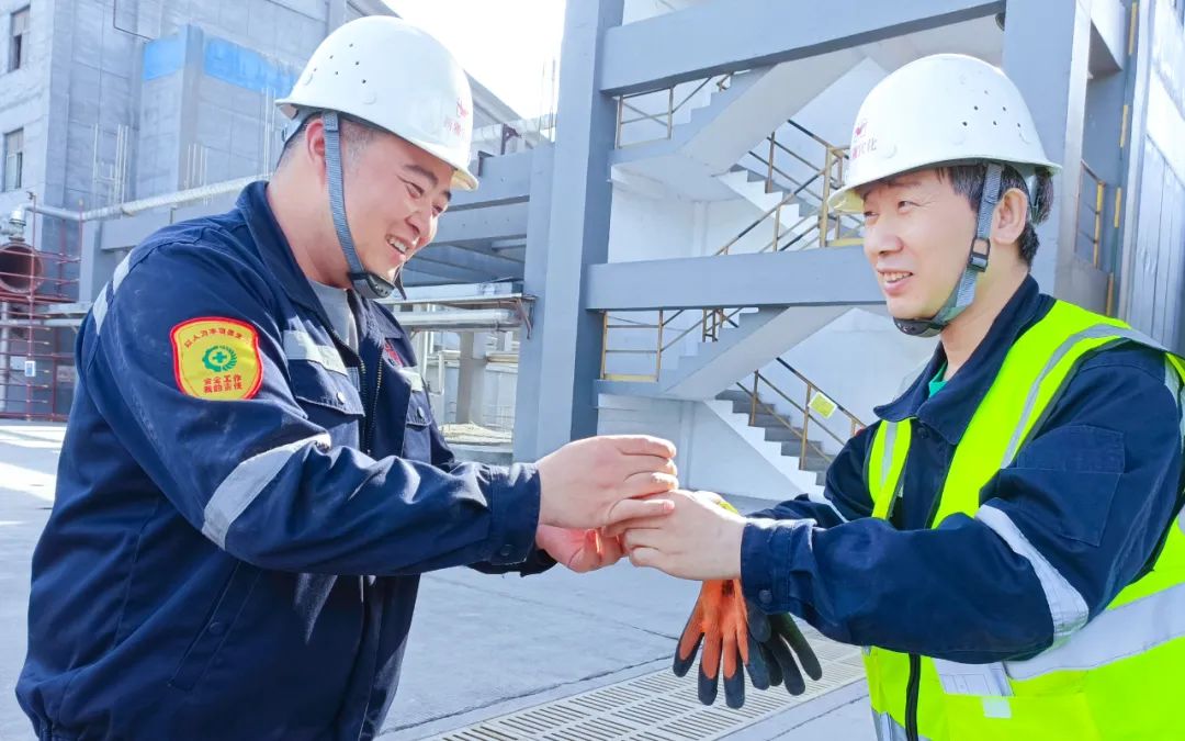 新疆宜化乙炔車間運(yùn)行一班：立足崗位強(qiáng)技能，凝心聚力創(chuàng)佳績(jī)(圖5)