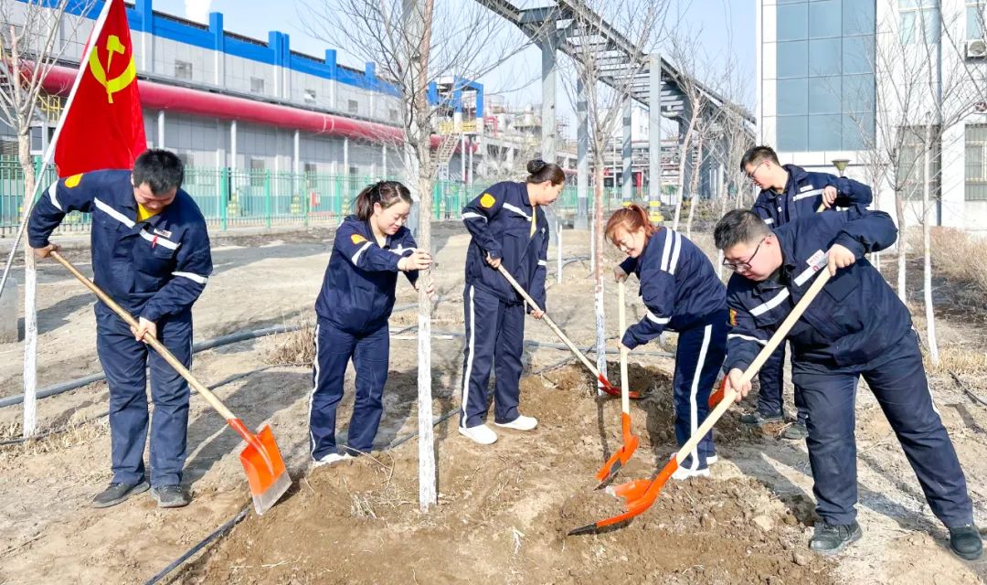 “植”此青綠共“樹(shù)”未來(lái)！集團(tuán)各公司開(kāi)展植樹(shù)活動(dòng)(圖18)