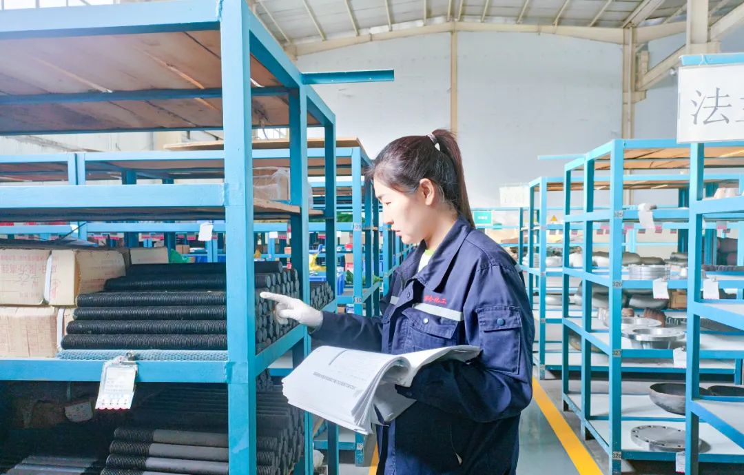 【宜化榜樣】聯(lián)化公司阿榮：敬業(yè)釋初心，用心做好倉(cāng)儲(chǔ)管理(圖3)