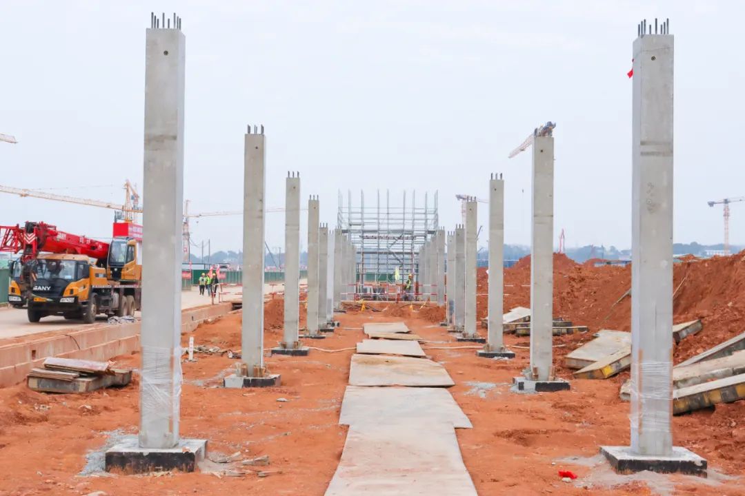 工程建設跑出加速度！磷化工項目預制管廊開始安裝(圖4)