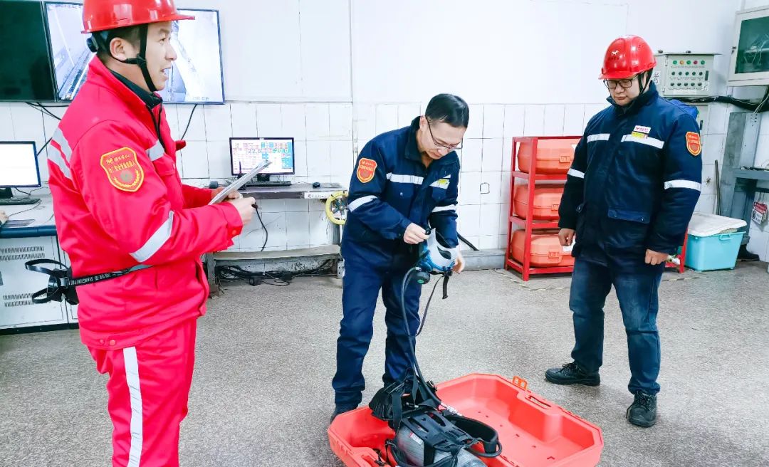 股份公司熱電維修班：精細(xì)管理強(qiáng)基礎(chǔ)，提升技能育人才(圖4)