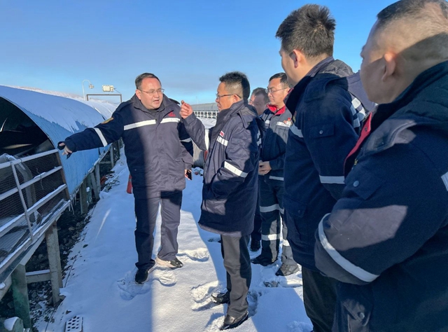 王大真到新疆宜化、新疆宜化礦業(yè)現(xiàn)場辦公